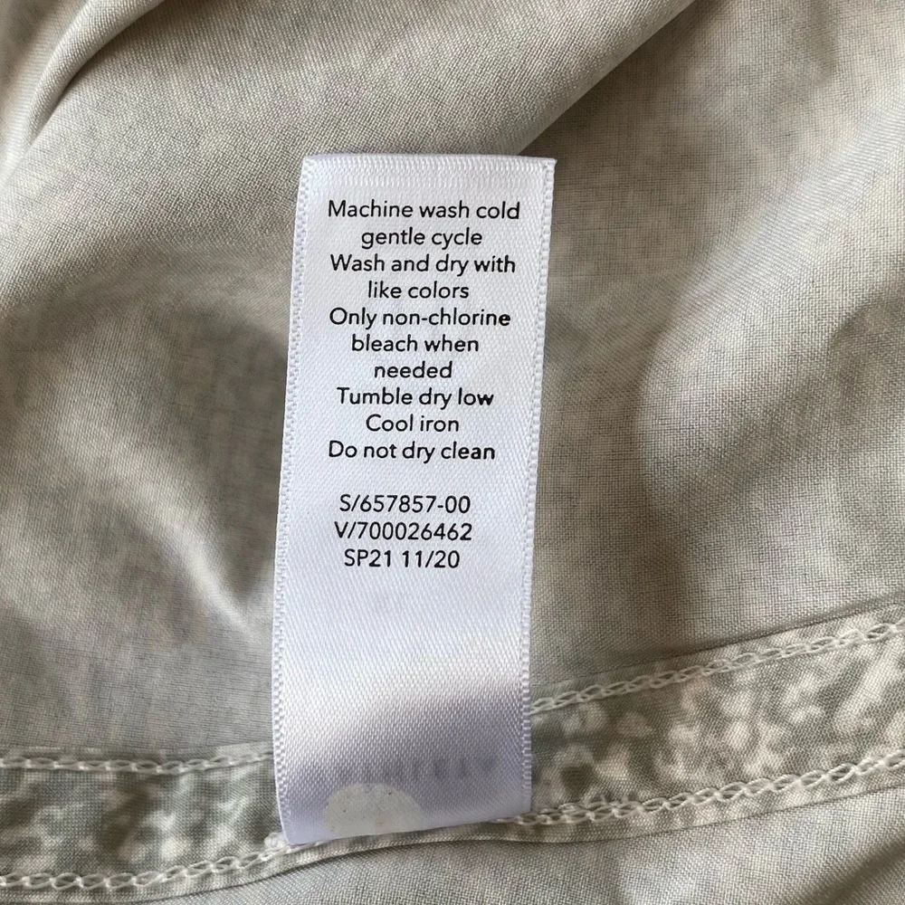 ATHLETA Zuma Top Collared V-Neck Long Sleeve Viper Subtle Grey Print Women XL